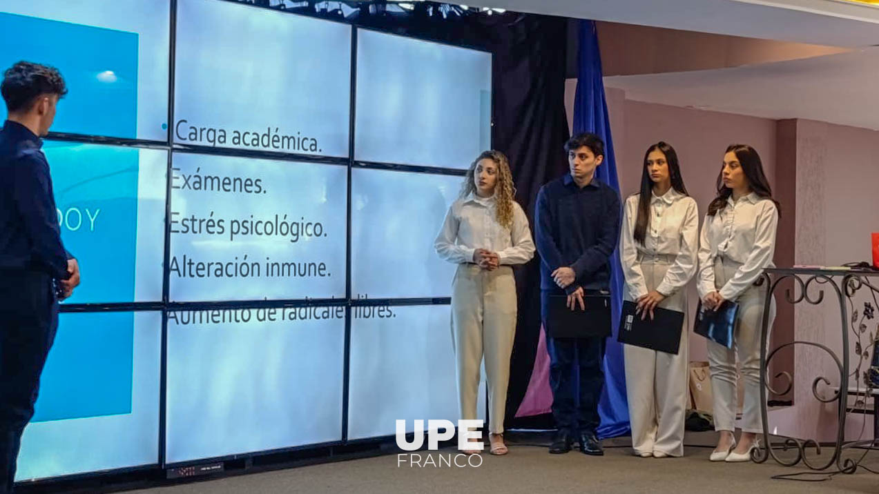 Odontología realizó presentación de casos clínicos en la cátedra de Periodoncia